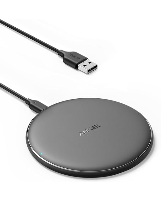 Base di ricarica wireless Anker PowerWave su una scrivania